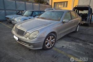 Mercedes Classe E W211 Berlina Demolita - Ricambi
