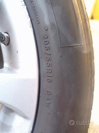 cerchio in lega toyota