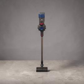 Aspirapolvere Dyson senza fili V8 funzionante 