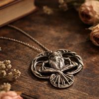 Antico medaglione liberty rana firmato placc arg