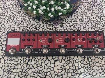 MOOER RED TRUK 