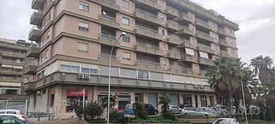 Rif.3650UL33909| locale commerciale caltanissetta