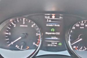 Nissan Qashqai full optional 4WD 360