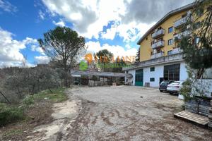 Capannone, semicentro - Mirabello Sannitico