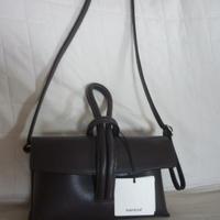 Borsa nuova in pelle