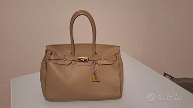 Borsa Paolo Baldini color tortora con lucchetto
