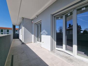 3 LOCALI A CARUGATE