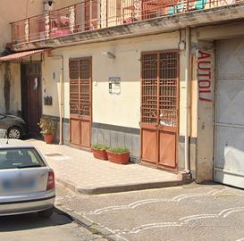 Locale commerciale 70 mq più spazio esterno CAT C1