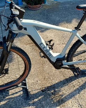 E-mtb Cube front Reacion Race  625 Bosch - XL-