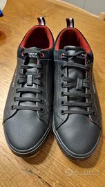 Tommy Hilfiger

Sneakers basse - black