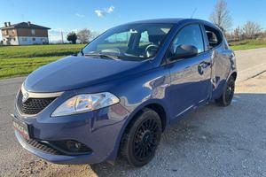 Lancia Ypsilon 1.2 69 CV 5 porte Mya