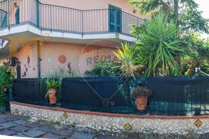 Casa Semindipendente - Pedara