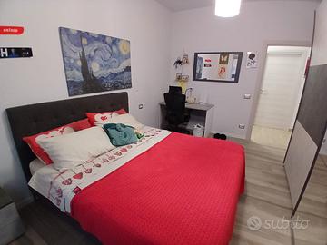 Camera matrimoniale per ragazze