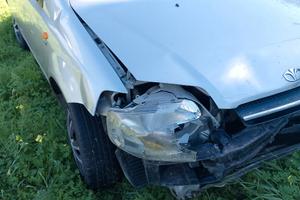 Daewoo Kalos 2004 riparabile o per pezzi