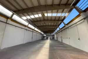 Immobile di 750 m² con più di 5 locali a Roma