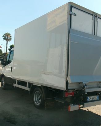 Iveco Daily 35C14 2.3 140CV E6 FRIGO+PEDANA CARICA