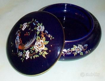 Ciotola in porcellana con coperchio M blue de four