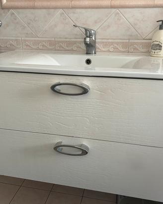 Lavabo e doccia