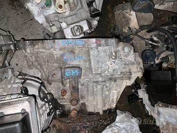 CAMBIO MANUALE RENAULT G9UB6 2.5 6 MARCE