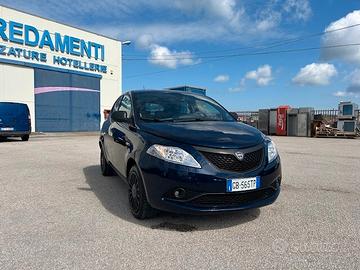 Lancia Ypsilon 1.2 69 CV 5 porte GPL Ecochic Silve