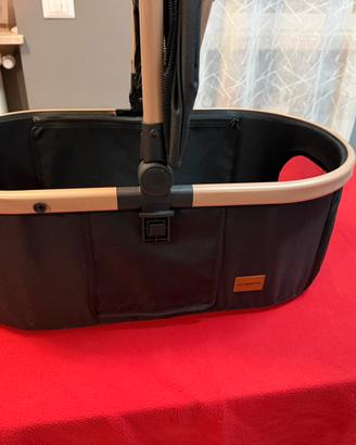 Passeggino per cani e gatti