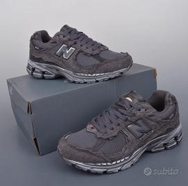 New Balance NB 2002R 38