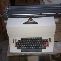 macchina da scrivere vintage 