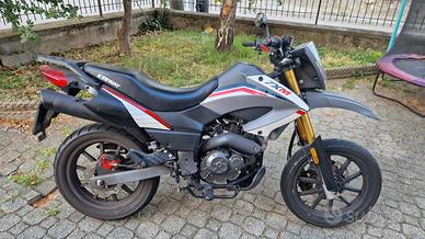 KEEWAY TX 125 MOTARD