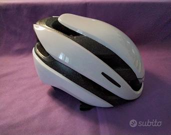 Casco bici Lumos Ultra con luci-frecce-telecomando