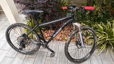 bicicletta MTB taglia M 