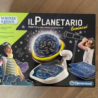 Planetario luminoso Clementoni