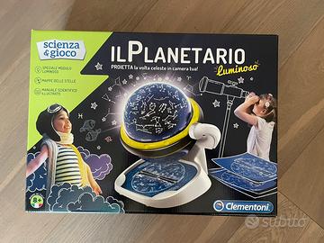 Planetario luminoso Clementoni