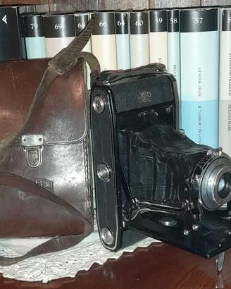 Macchina fotografica Zeiss  a soffietto anni 40