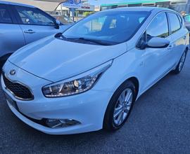 Kia Ceed cee'd 1.4 CVVT 5 porte Cool
