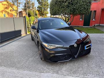 Alfa Romeo Giulia 2.2 veloce
