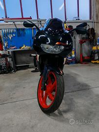 Aprilia RS50 moto scooter