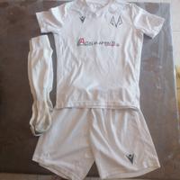 Completino calcio macron gara bambino 