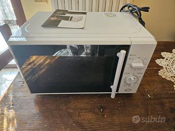 Forno Microonde con grill 20 litri - nuovo - Elettrodomestici In vendita a  Macerata