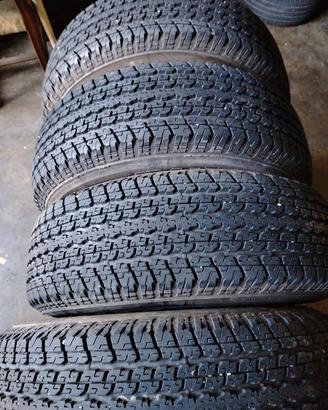 Gomme 255 70 r18