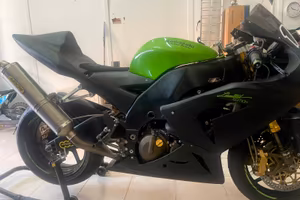 Kawasaki zx10r pista  ohlins  nessun lavoro