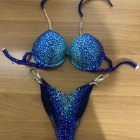 Bikini bodybuilding blu