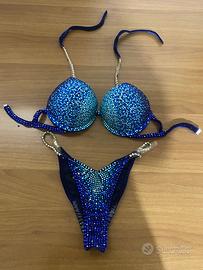 Bikini bodybuilding blu