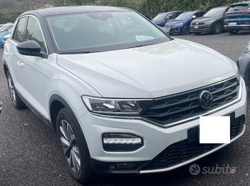 VOLKSWAGEN T-Roc 1.5 TSI ACT DSG Life