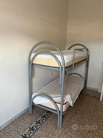 Letto a castello in ferro