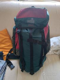 Zaino da Trekking marca Bravo 50 litri