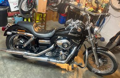 Harey Davidson Dyna Super Glide Custom