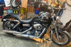 Harey Davidson Dyna Super Glide Custom