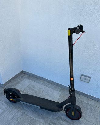 Monopattino elettrico mi pro 2 xiaomi