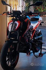 KTM Duke 125 