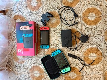 Nintendo switch prima generazione e custodia